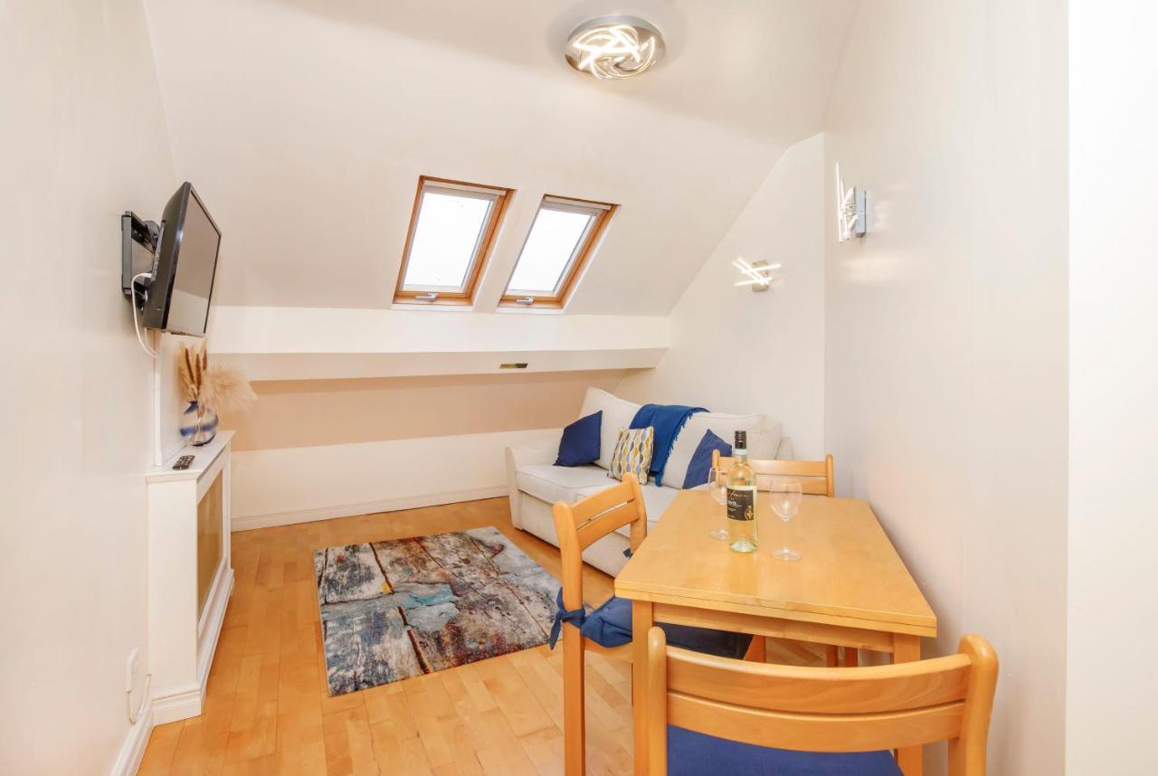 Shambles Suites In The Centre Of York, Sleeps 16 Kültér fotó
