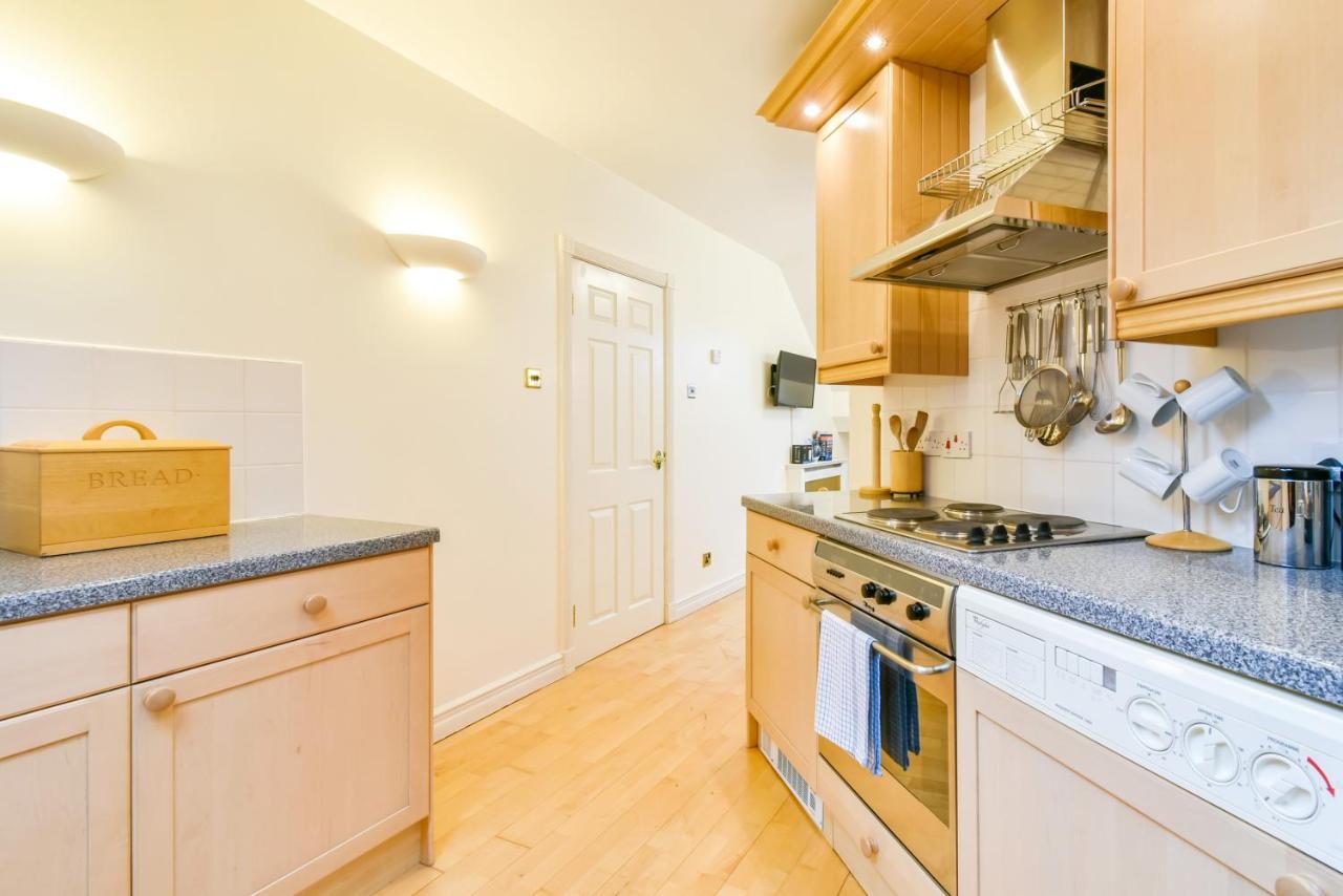 Shambles Suites In The Centre Of York, Sleeps 16 Kültér fotó