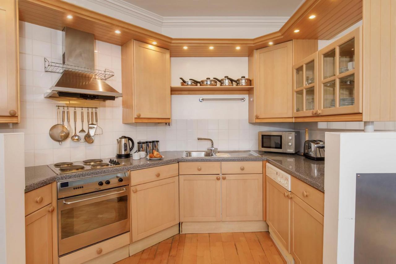 Shambles Suites In The Centre Of York, Sleeps 16 Kültér fotó