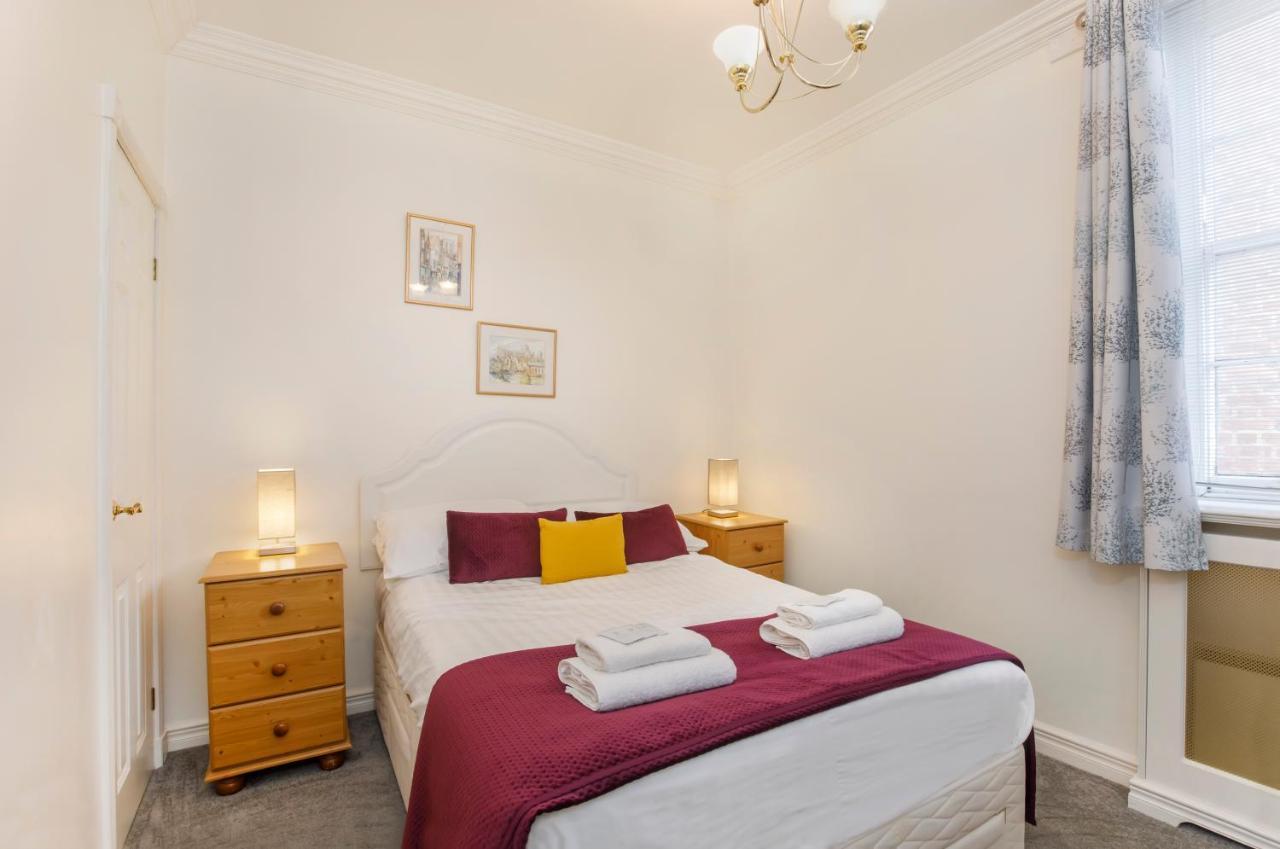 Shambles Suites In The Centre Of York, Sleeps 16 Kültér fotó